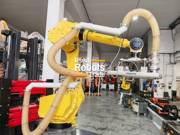 <?$this->content($robots, 'title', $lang)?>